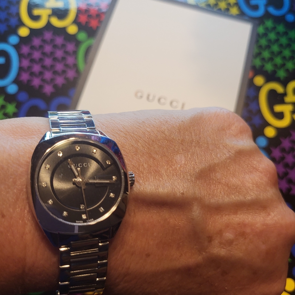 Gucci Diamond WATCH ⌚️ - Picture 1 of 4